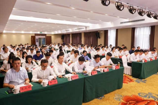 <font color='#FF0000'>ѡʡίԱ᳣ί</font>