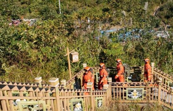 ����ī��������Ԯ�����жӿ�չ����ר���ж�