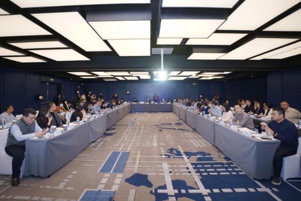 ���ǻ�ҩѧ���ڿ���ί�������ɹ��ٿ�