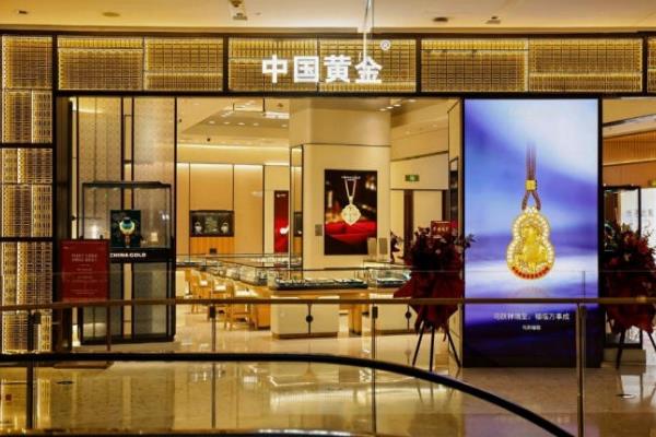 �й��ƽ��������׵���ɽ��Ļ