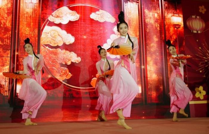 ������Ī˹�ơ����ִ��ڡ����ý�����ڶ�