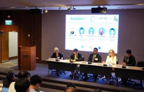 �й���У������̫�ɳ�����չ��̳