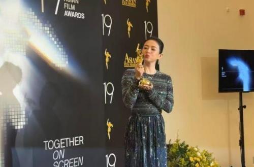 ��19�����޵�Ӱ����۰佱