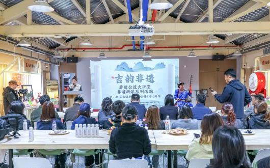 ���־ٰ������ѧϵ�л