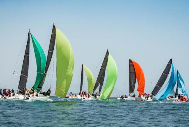 2026城市俱乐部国际帆船赛在青岛启幕